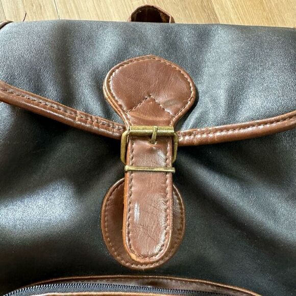 Vintage MGM Grand Las Vegas Mini Leather Backpack Black And Brown Distressed - Picture 4 of 13